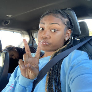 Meet your Posher, Zayna